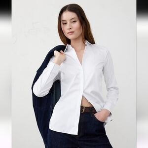Banana Republic ,Size 8P,White Button Down ,Fitted,Shirt